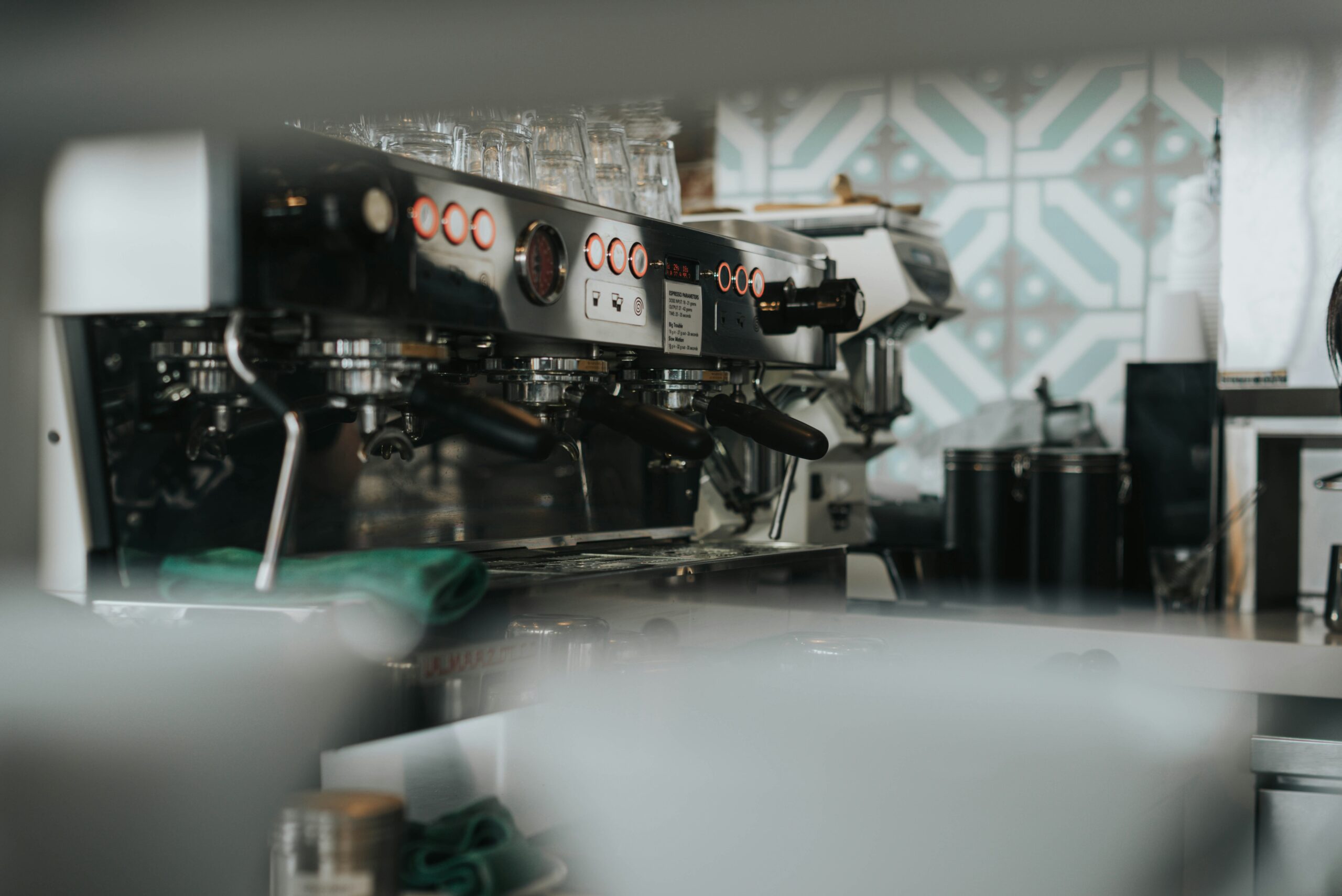 andrew-tanglao-OuJDvYPgG2E-unsplash